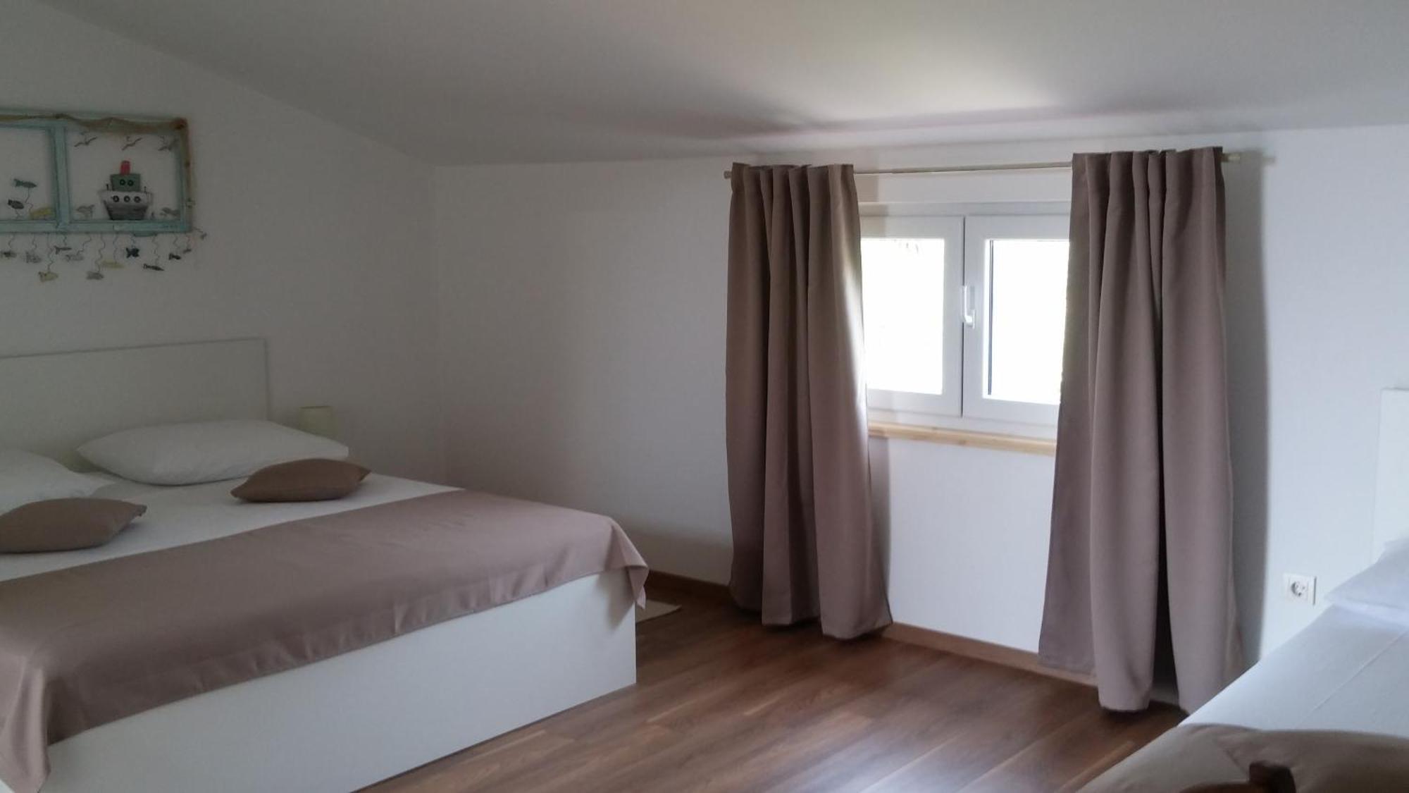 Rooms Vukusic Rab Town Oda fotoğraf